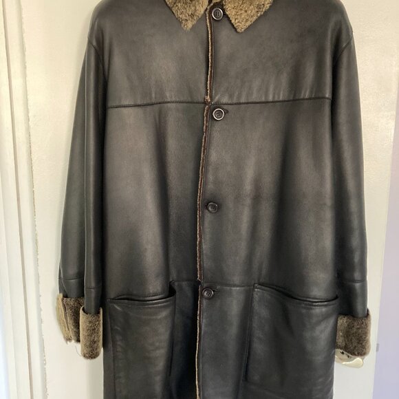Shearling coat - Picture 2 of 12
